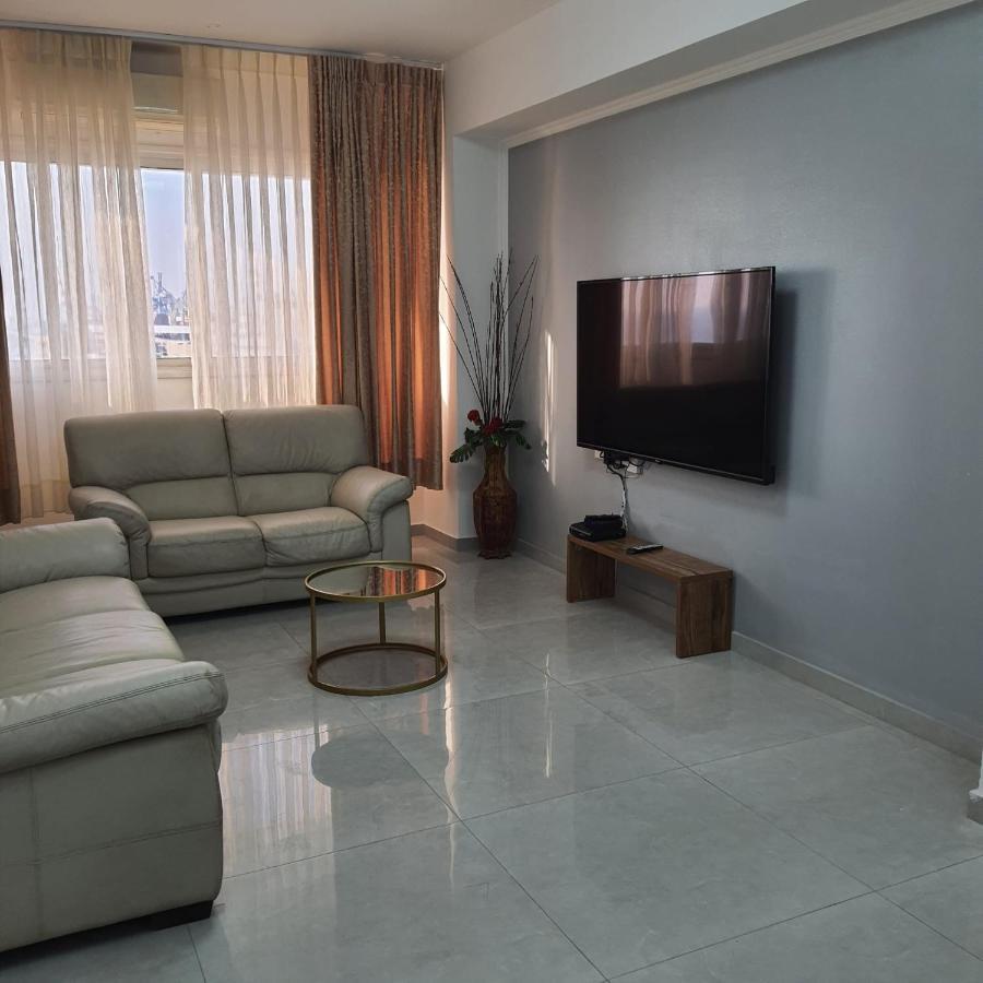 Lovely Three-Room Apartment Above The Promenade Aszdod Zewnętrze zdjęcie