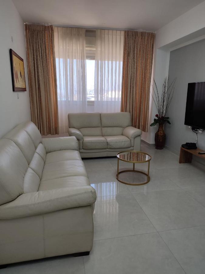 Lovely Three-Room Apartment Above The Promenade Aszdod Zewnętrze zdjęcie